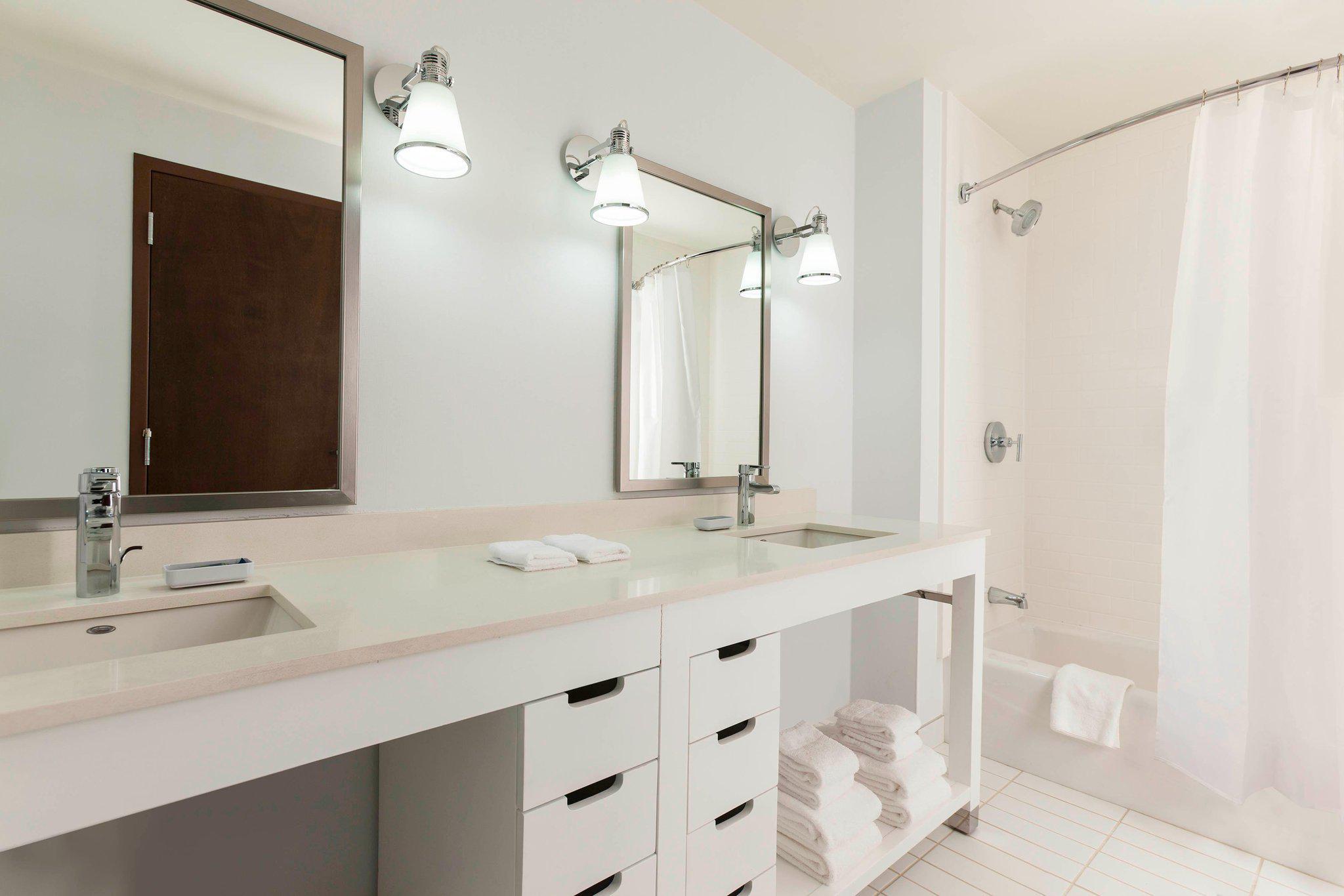 Four Points By Sheraton Seattle Airport South Des Moines Ngoại thất bức ảnh